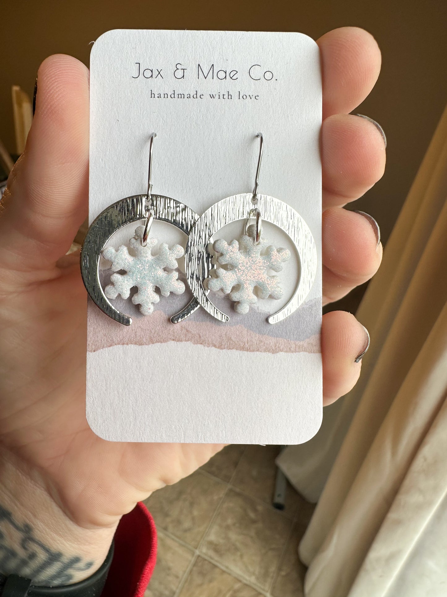 Snowflake dangles