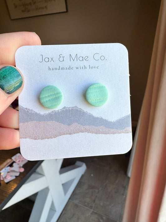 mint studs