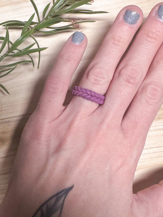 Medium Double Twist Ring - plum