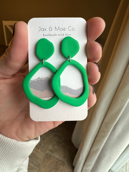 Sara’s - green