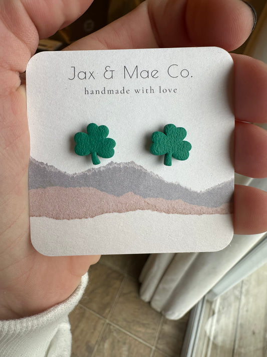 Mini Shamrock studs - jade/green